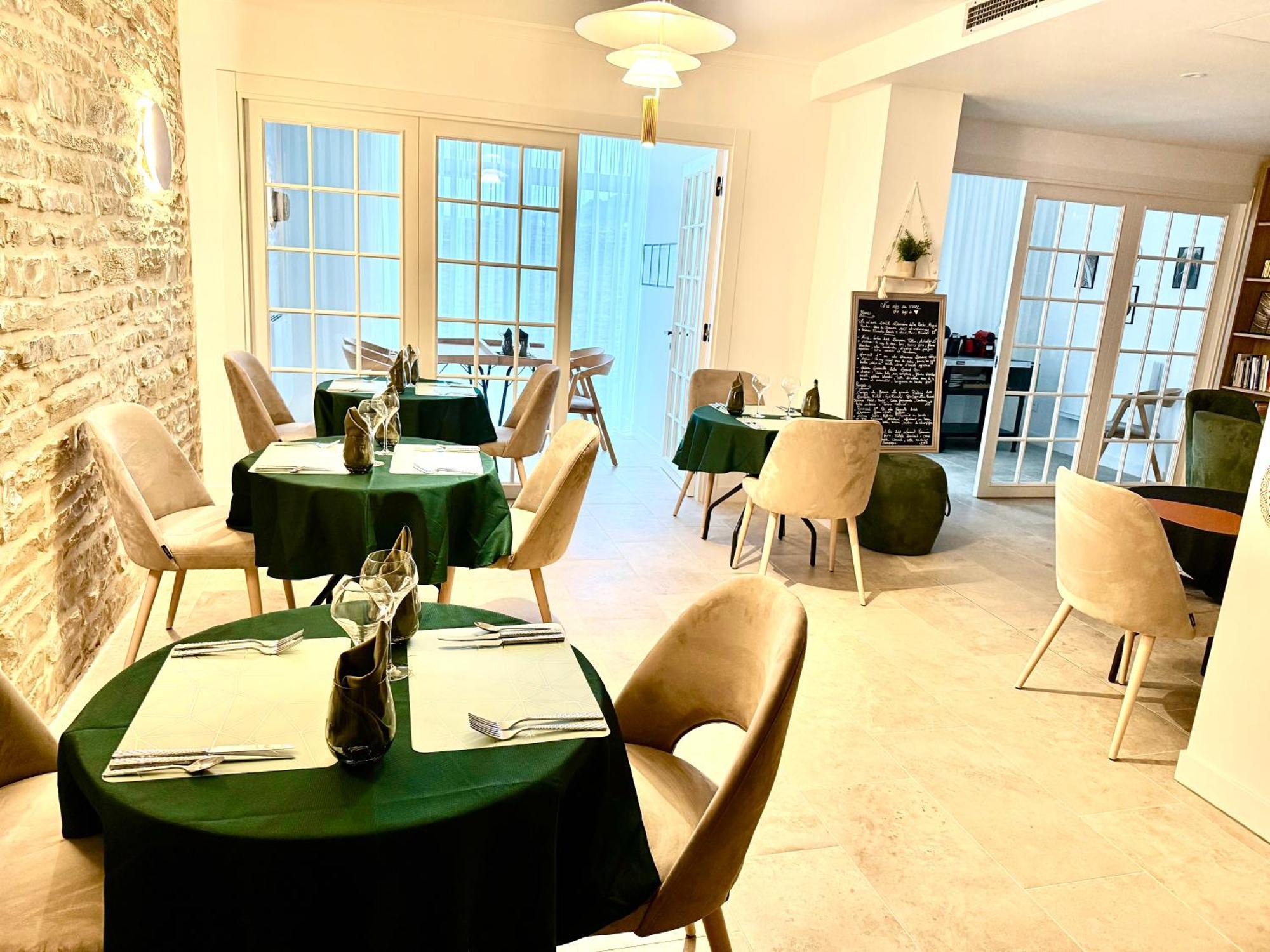 Hotel Particulier Adult Only Les Reveries Du Clos Spa Degustation Et Diner Sur Reservation Pommard Exterior foto